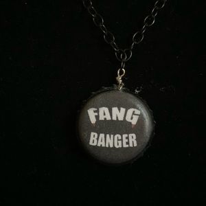 FANG BANGERS !!!!